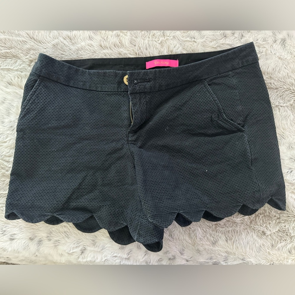 Lilly Pulitzer buttercup shorts